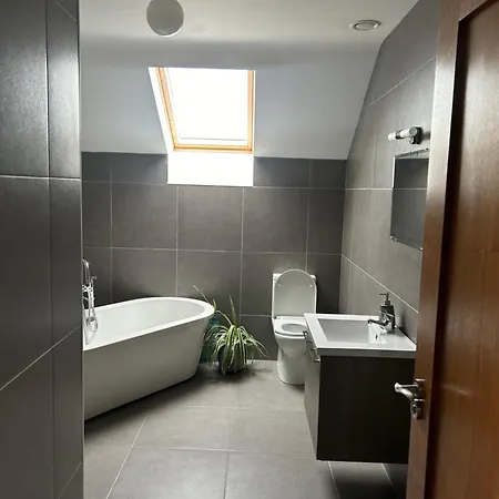 Sea View 5 Bedrooms Sleeps 10 People Ferienhaus Galway
