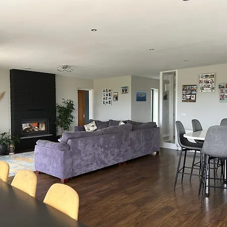Sea View 5 Bedrooms Sleeps 10 People Ferienhaus Galway